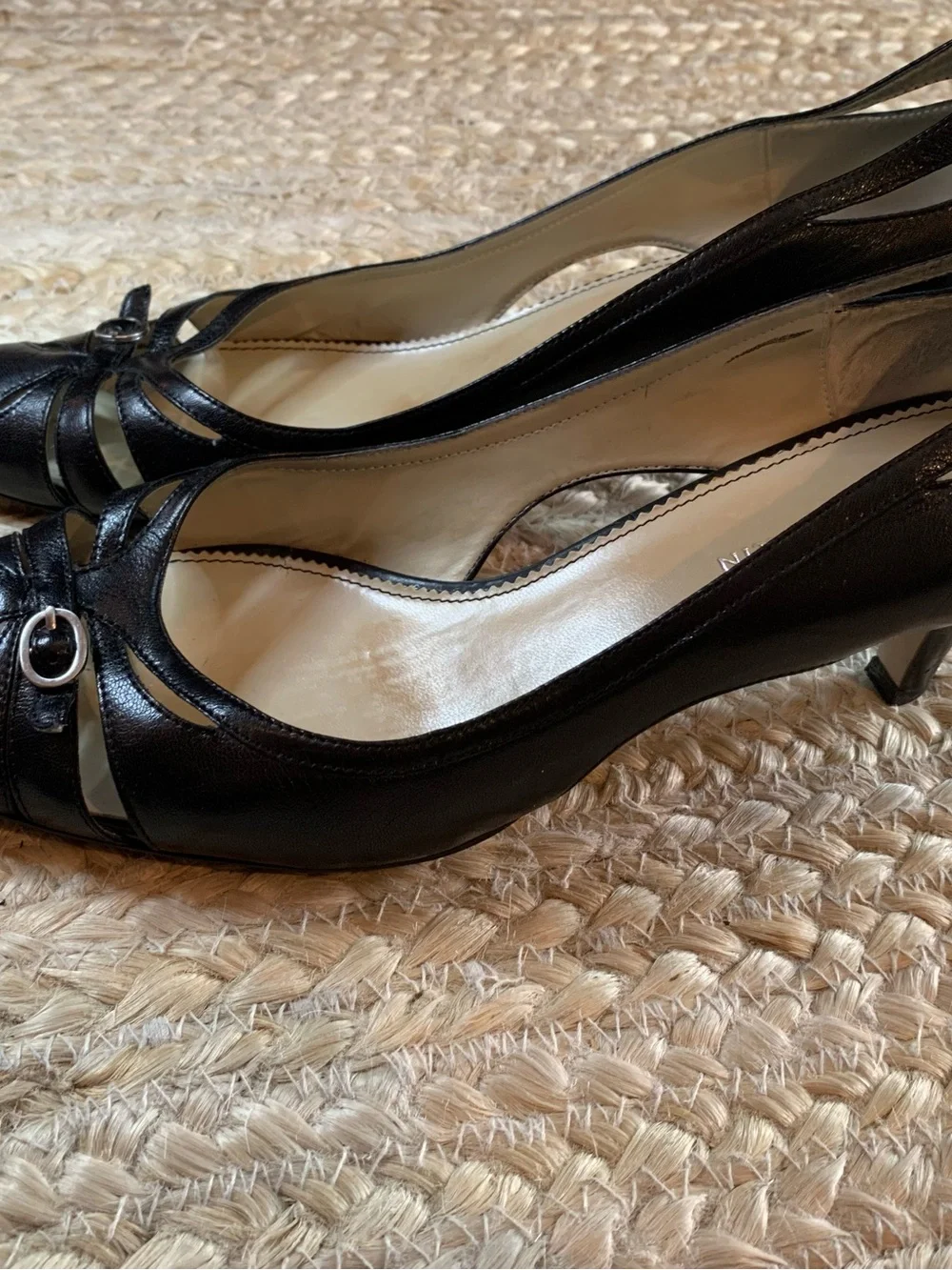 Anne Klein Black Pointed-Toe Cutout Leather Heels